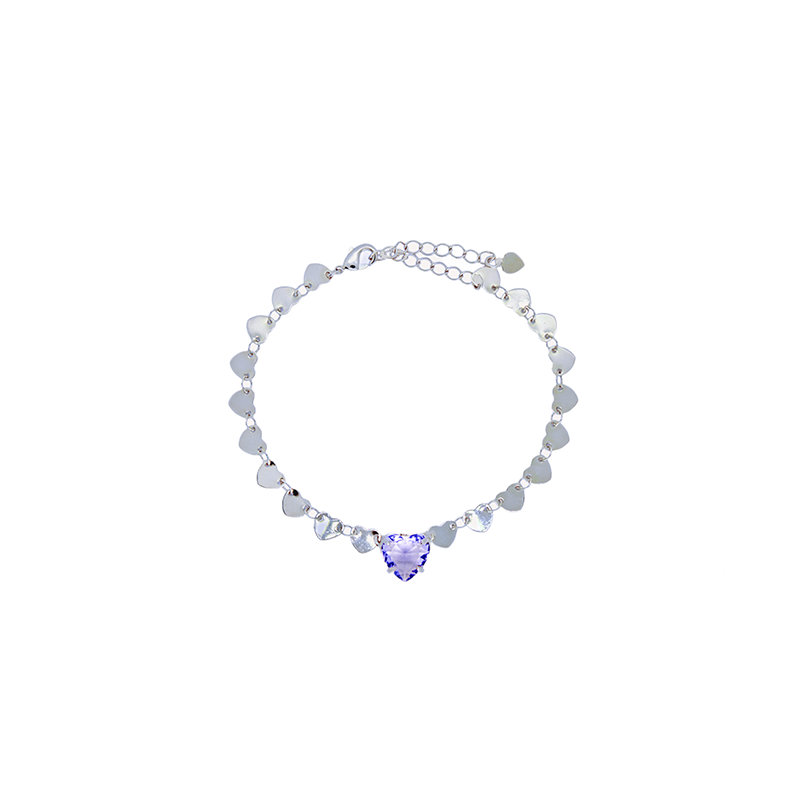 The dainty lilac bracelet