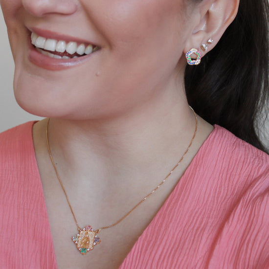 Floral halo Mary squared medal pendant necklace - Lua and Mar