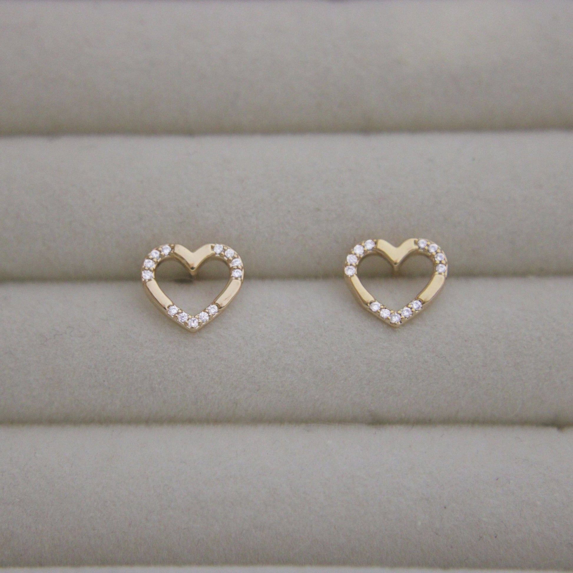 Heart Crystal Stud Earring - Lua and Mar