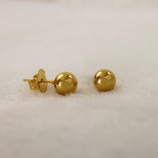 Smooth sphere stud earring - Lua and Mar