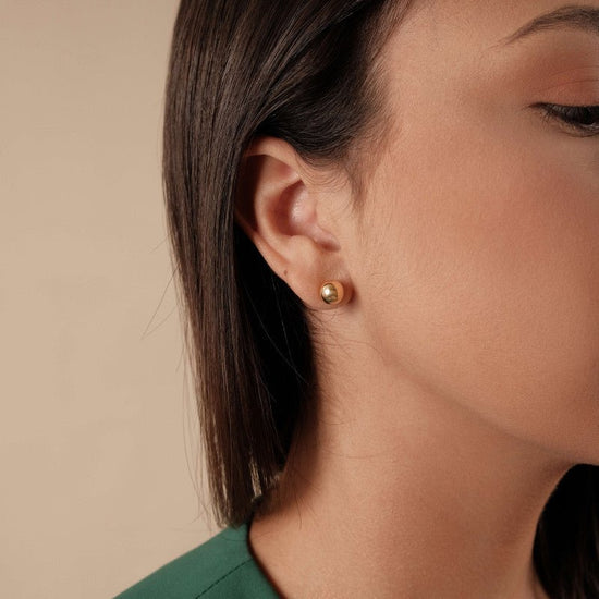 Smooth sphere stud earring - Lua and Mar