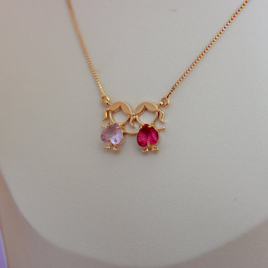 Two Girls Pendant Necklace - Lua and Mar